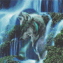 Load image into Gallery viewer, Painting Wolf and Waterfall Arts Craft Supply Canvas Unknown Pasal 