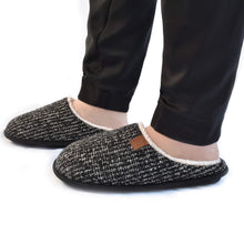 Load image into Gallery viewer, Men Foam Slippers Slip On Warm Fluffy House Indoor Outdoor Slippers Pasal 