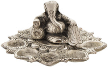 Load image into Gallery viewer, White Metal Pooja Thali with 5 Diyas and Ganpati Statue Pooja Thali Pasal 