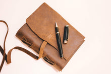 Load image into Gallery viewer, Premium Handmade Leather Journal Notebook Diaries Pasal 