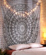 Load image into Gallery viewer, Queen Wall Mandala Tapestry Pasal 