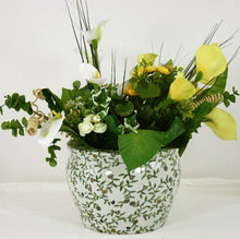 Load image into Gallery viewer, Ceramic Planter, Vintage Green &amp; White Floral Design Pasal 